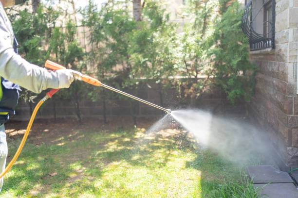 Best Exterminator Services  in Caryville, TN